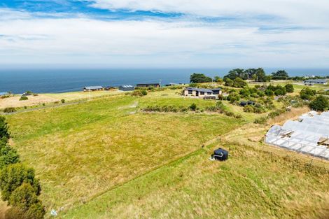 Photo of property in 25 Tunnel Beach Road, Blackhead, Dunedin, 9076
