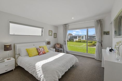 Photo of property in 15 Seager Lane, Hillmorton, Christchurch, 8024