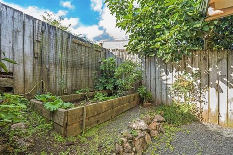 Photo of property in 15a Churchill Street, Kensington, Whangarei, 0112