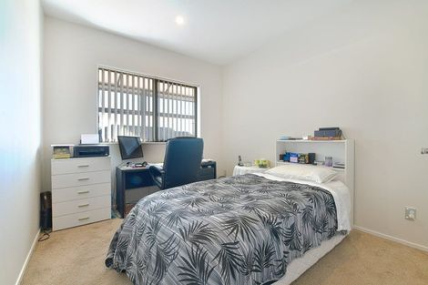 Photo of property in 21 Woodridge Drive, Stanmore Bay, Whangaparaoa, 0932