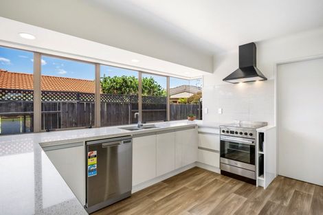 Photo of property in 6 Verbena Glen, Mount Maunganui, 3116