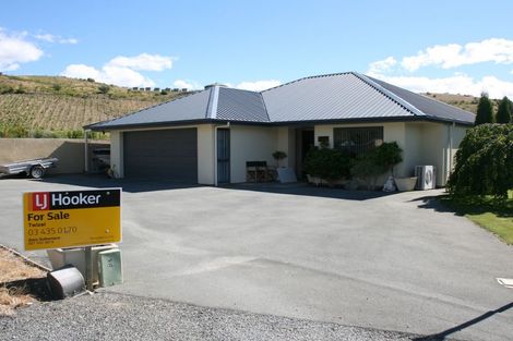 Photo of property in 11 Pinot Noir Court, Omarama, 9412