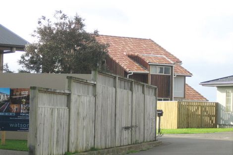 Photo of property in 26 Sycamore Crescent, Fitzherbert, Palmerston North, 4410