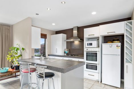 Photo of property in 14 Glenmonarch Place, Pyes Pa, Tauranga, 3112