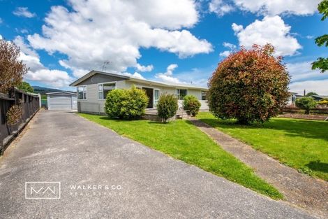 Photo of property in 16 Kentucky Street, Totara Park, Upper Hutt, 5018