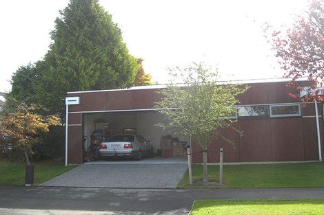 Photo of property in 14 Powell Crescent, Ilam, Christchurch, 8041