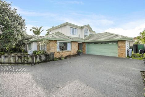 Photo of property in 5a Grimshaw Place, Henderson, Auckland, 0612