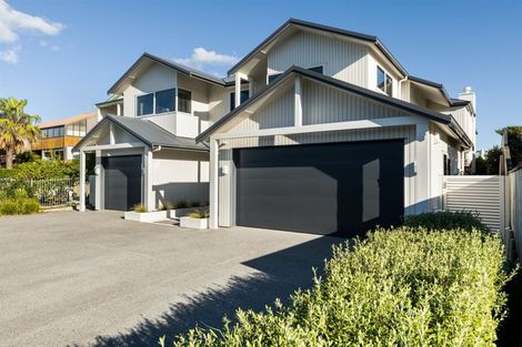 Photo of property in 114 Oceanbeach Road, Mount Maunganui, 3116