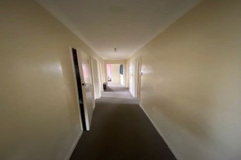 Photo of property in 11 Colonial Place, Kelvin Grove, Palmerston North, 4414