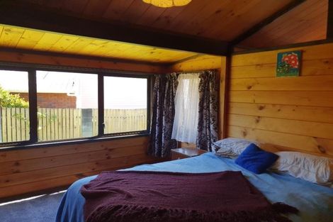 Photo of property in 16 Elder Grove, Whalers Gate, New Plymouth, 4310