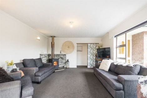 Photo of property in 6 Wedgwood Grove, Highbury, Palmerston North, 4412