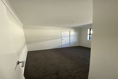 Photo of property in 3 Hammick Crescent, Pyes Pa, 3112