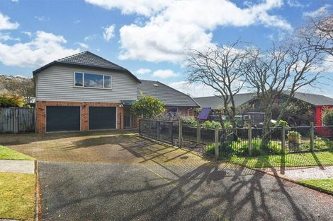 Photo of property in 8 Janet Place, Lynmore, Rotorua, 3010