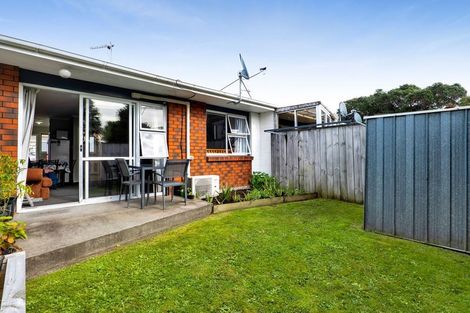 Photo of property in 7/289 Carrington Street, Vogeltown, New Plymouth, 4310