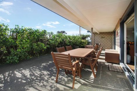 Photo of property in 7 Vela Place, Clarks Beach, 2122