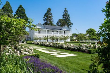 Photo of property in 337 Te Mata Road, Havelock North, 4294