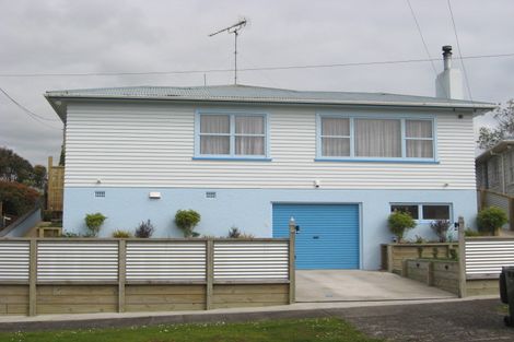 Photo of property in 8 Elm Grove, Westown, New Plymouth, 4310