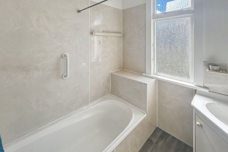 Photo of property in 20 Marshall Avenue, Whanganui East, Whanganui, 4500