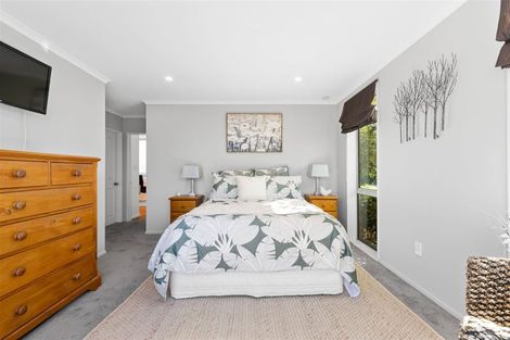 Photo of property in 37 Campion Place, Rolleston, 7614