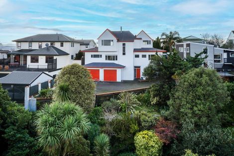 Photo of property in 121 Thompson Road, Bluff Hill, Napier, 4110