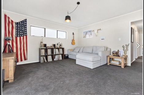 Photo of property in 1/63 Stanley Avenue, Milford, Auckland, 0620