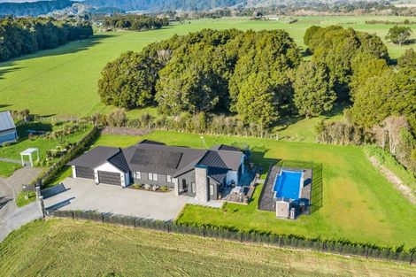 Photo of property in 63 Ohau Gravels Way, Ohau, Levin, 5570