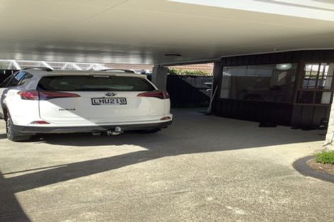 Photo of property in 14b Nikau Grove, Woburn, Lower Hutt, 5010