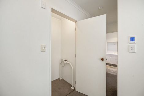 Photo of property in 2 Pipi Street, Two Mile Bay, Taupo, 3330