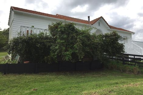 Photo of property in 237 Pahi Road, Pahi, Paparoa, 0571