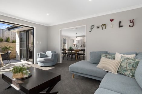 Photo of property in 3 Herring Place, Omokoroa, 3114