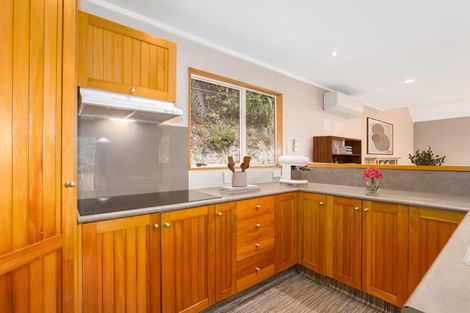 Photo of property in 19 Marama Terrace, Eastbourne, Lower Hutt, 5013