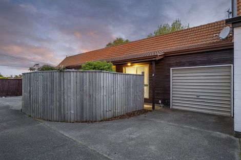 Photo of property in 2/321 Wairakei Road, Burnside, Christchurch, 8053