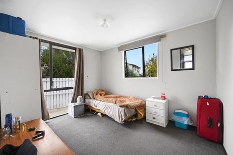 Photo of property in 15 Garland Drive, St Andrews, Hamilton, 3200