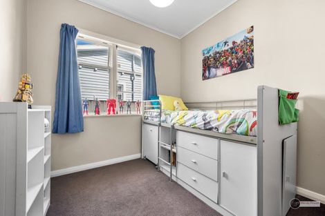 Photo of property in 14 Raymond Terrace, Fairfield, Lower Hutt, 5011