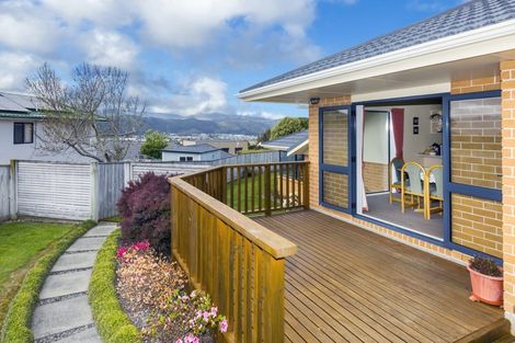 Photo of property in 3 Ormrod Grove, Riverstone Terraces, Upper Hutt, 5018