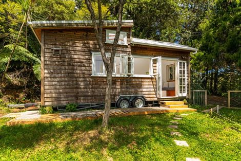 Photo of property in 160 Opanuku Road, Henderson Valley, Auckland, 0612