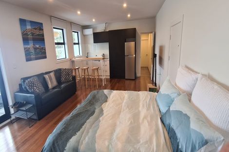 Photo of property in 182 Dyers Pass Road, Cashmere, Christchurch, 8022