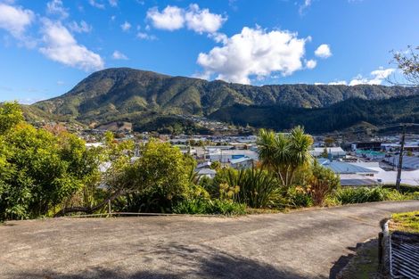 Photo of property in 8 Taranaki Street, Picton, 7220