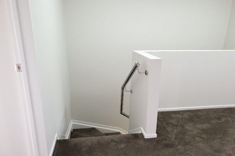 Photo of property in 4225a Great North Road, Glendene, Auckland, 0602