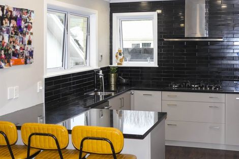 Photo of property in 23 Sunbrae Drive, Silverstream, Upper Hutt, 5019