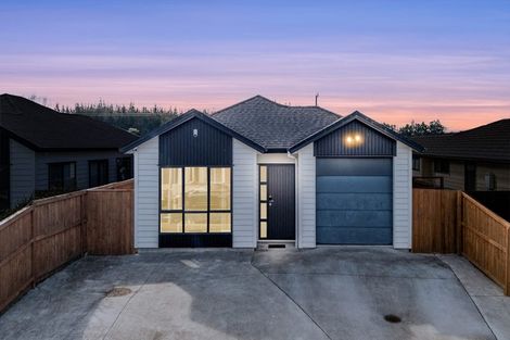 Photo of property in 26 Survila Street, Takanini, 2110