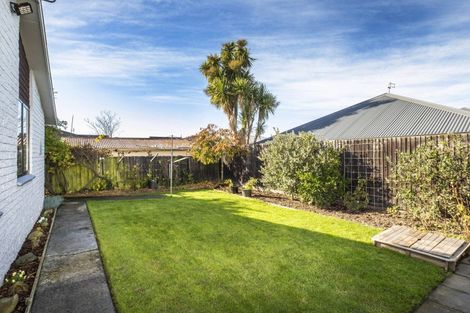Photo of property in 2/29 Blakehall Place, Spreydon, Christchurch, 8024