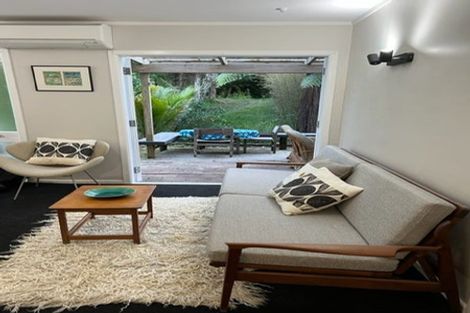 Photo of property in 537 South Titirangi Road, Titirangi, Auckland, 0604