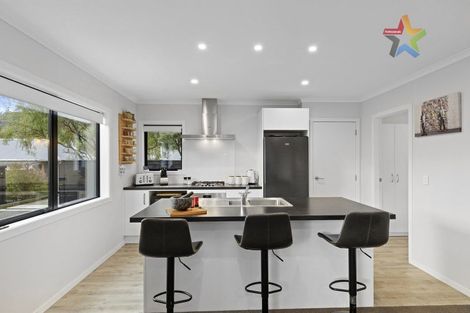 Photo of property in 428a Stokes Valley Road, Stokes Valley, Lower Hutt, 5019