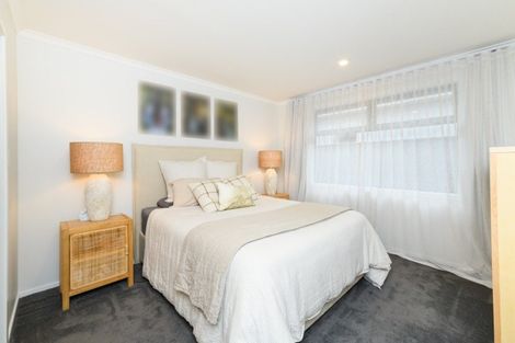 Photo of property in 24 Brightwater Terrace, Terrace End, Palmerston North, 4410
