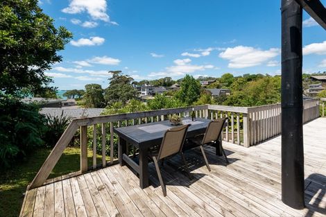 Photo of property in 21a Page Point, Mellons Bay, Auckland, 2014