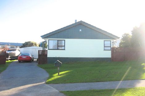 Photo of property in 4 Anglers Way, Wattle Downs, Auckland, 2102
