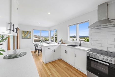 Photo of property in 109 Sandspit Road, Shelly Park, Auckland, 2014