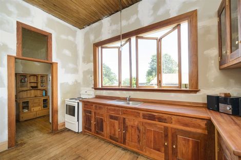 Photo of property in 2603 Kimbolton Road, Kiwitea, Feilding, 4777