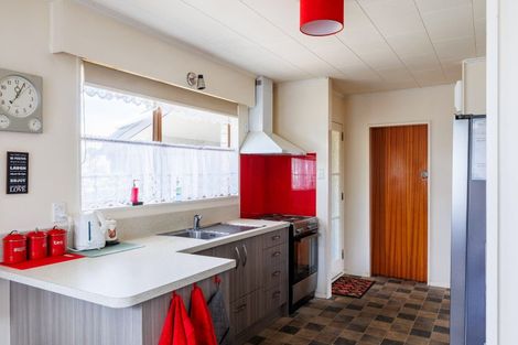 Photo of property in 11 Maire Street, Pahiatua, 4910